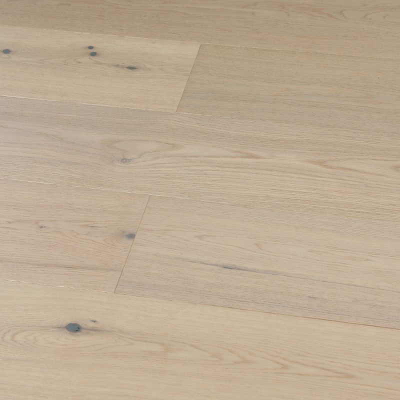 171 NATURAL OAK 1.2 HARDWOOD FLOORING