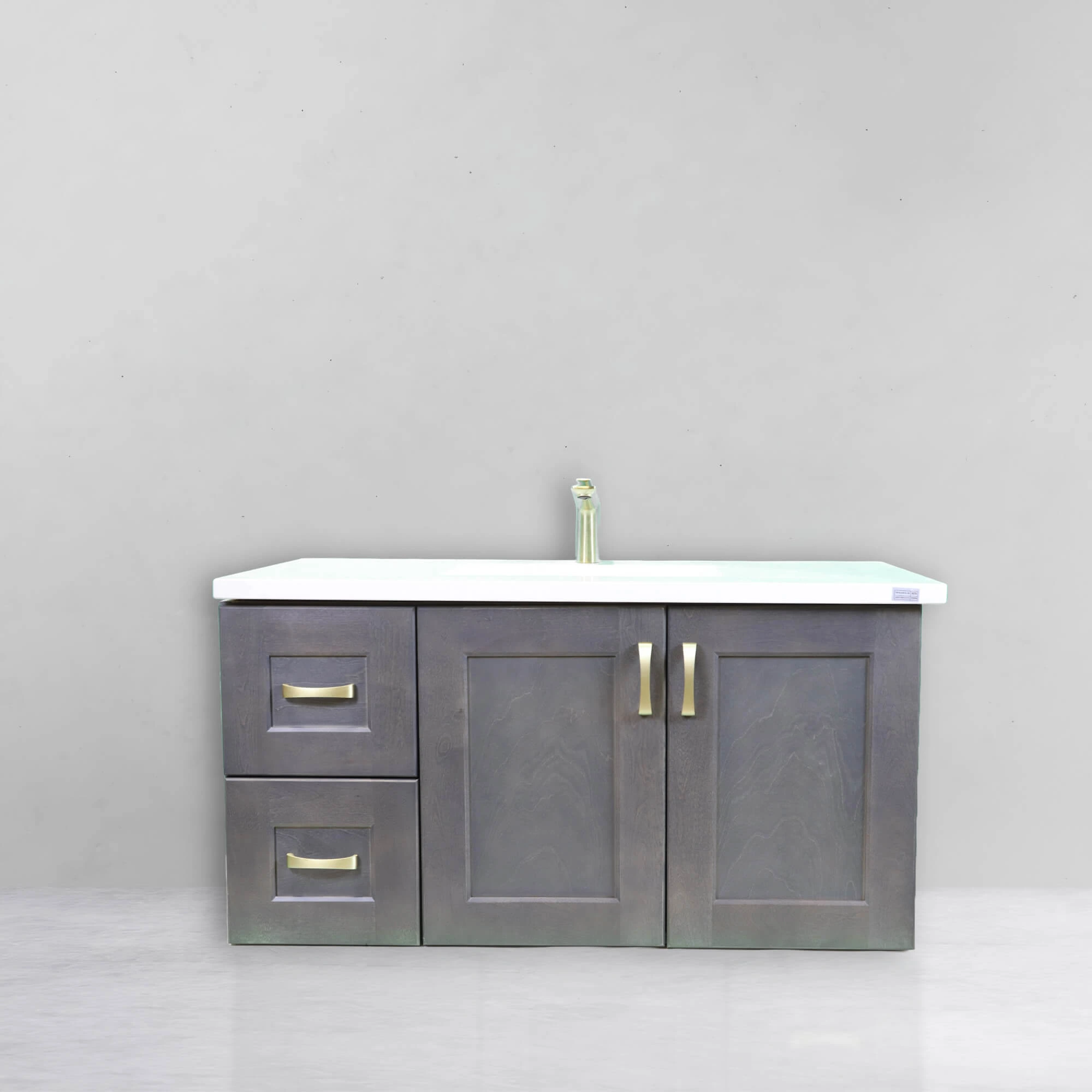 Shaker Woodblue Floating 42"